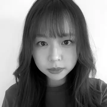 Portrait of Veronica Tsou